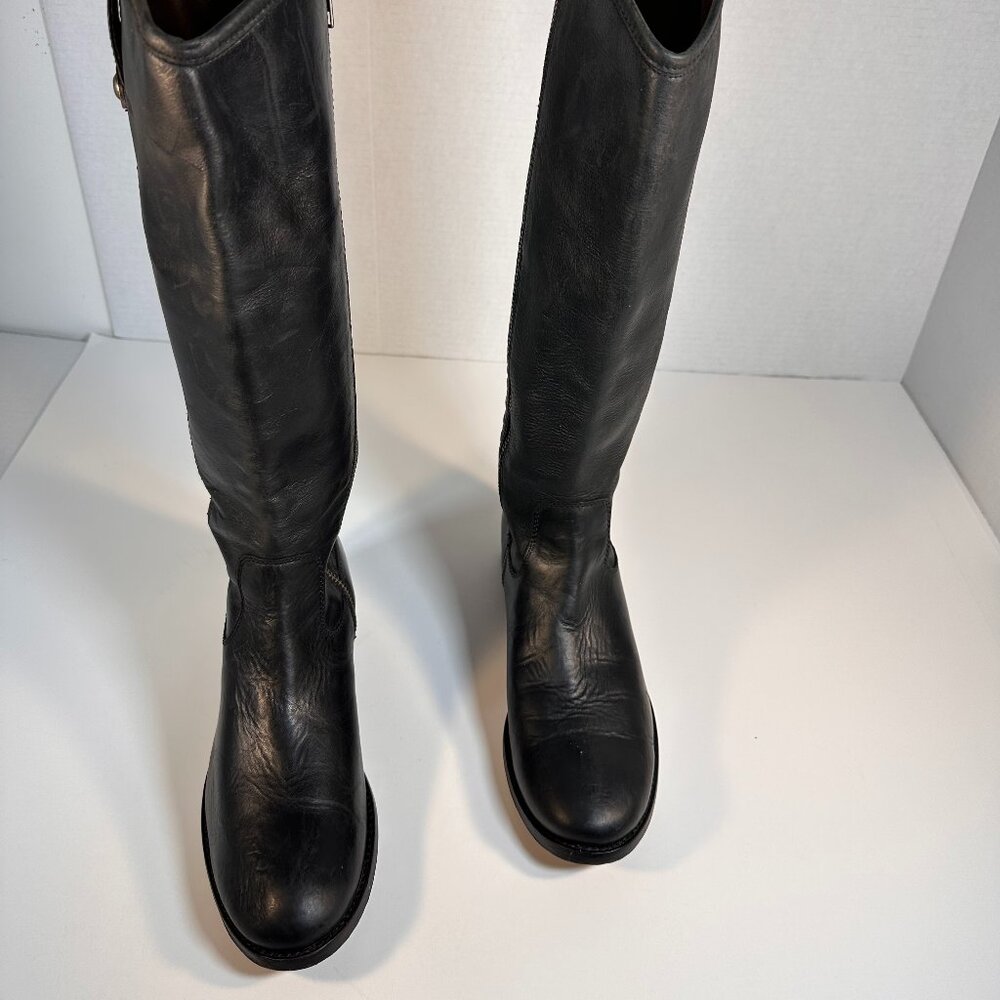 Women's size 7B Frye boots